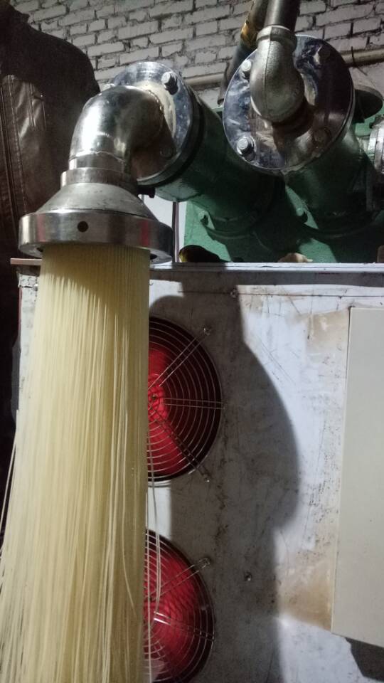 ���һ�γ����׷ۙC��(j��ng)����r�g���